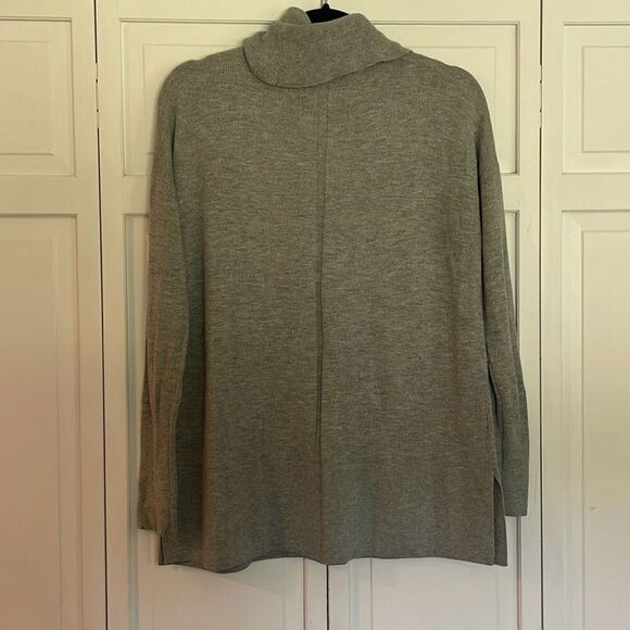 Loft grey cowl neck tunic sweater size small - Picture 6 of 10